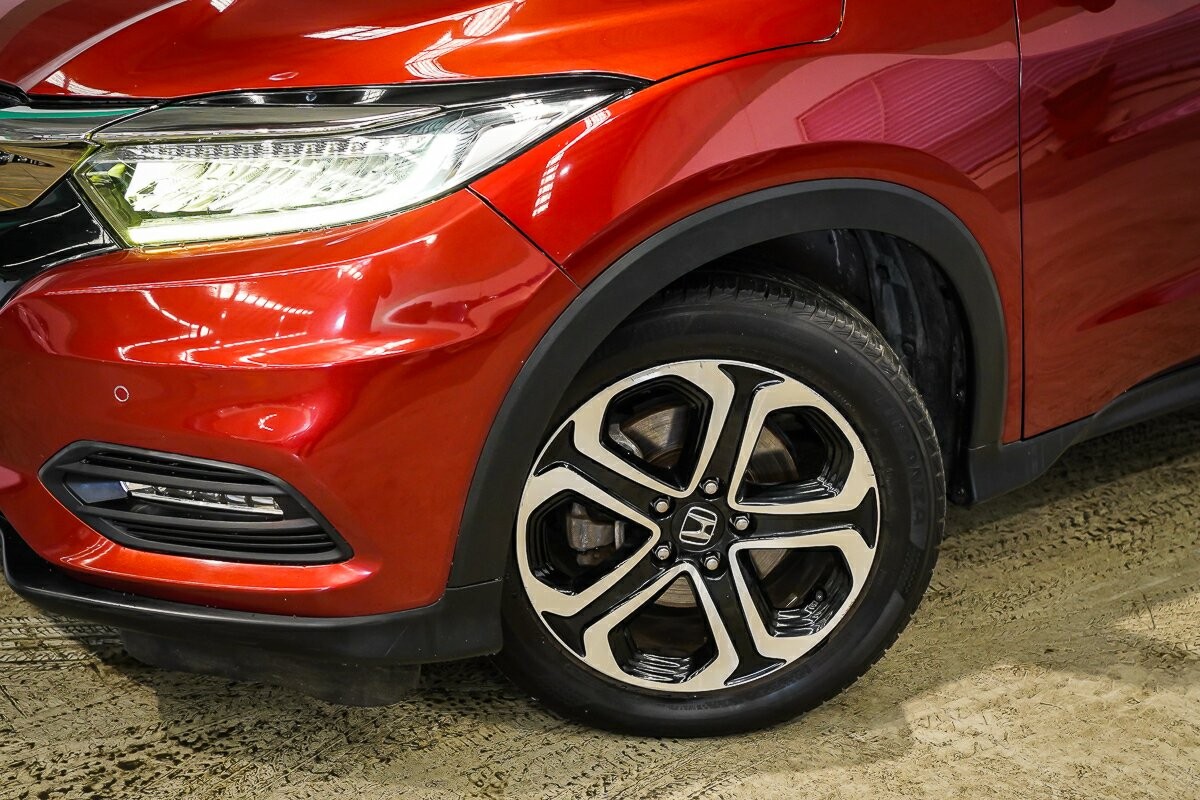 Honda Hr-v image 2