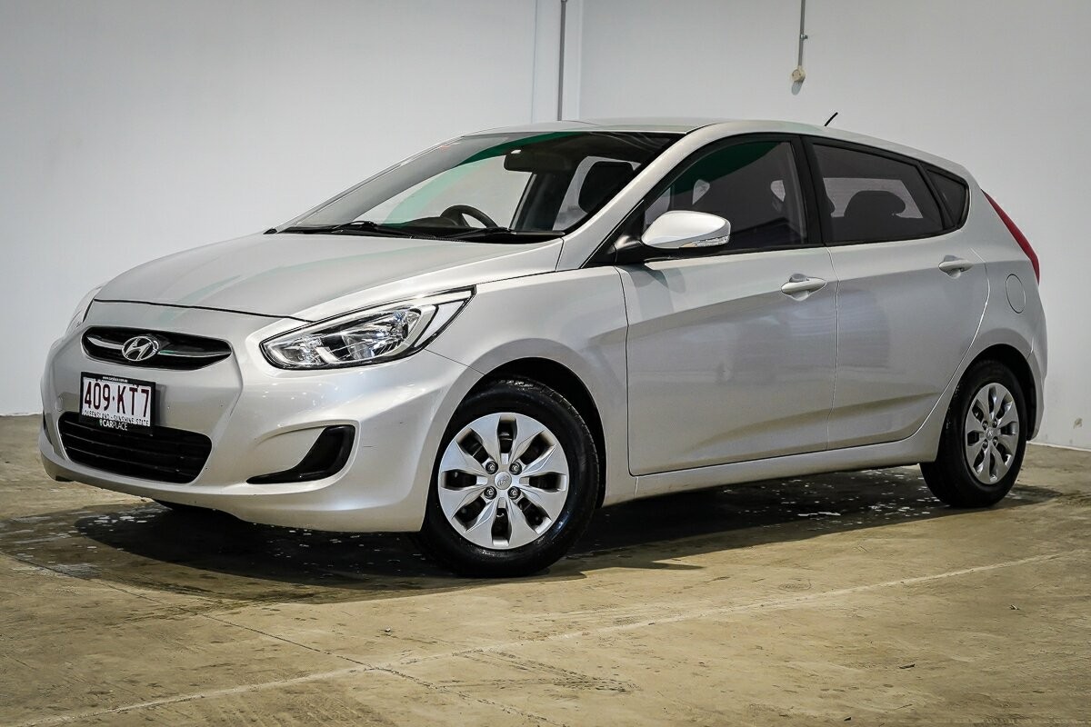 Hyundai Accent image 1