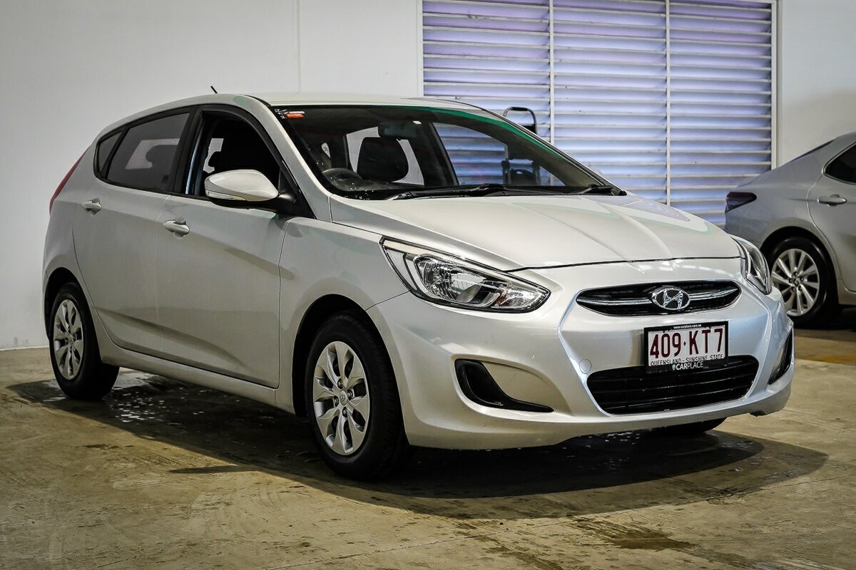 Hyundai Accent image 4