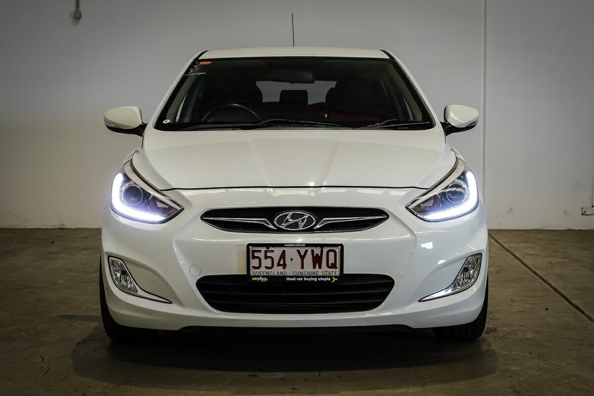 Hyundai Accent image 3