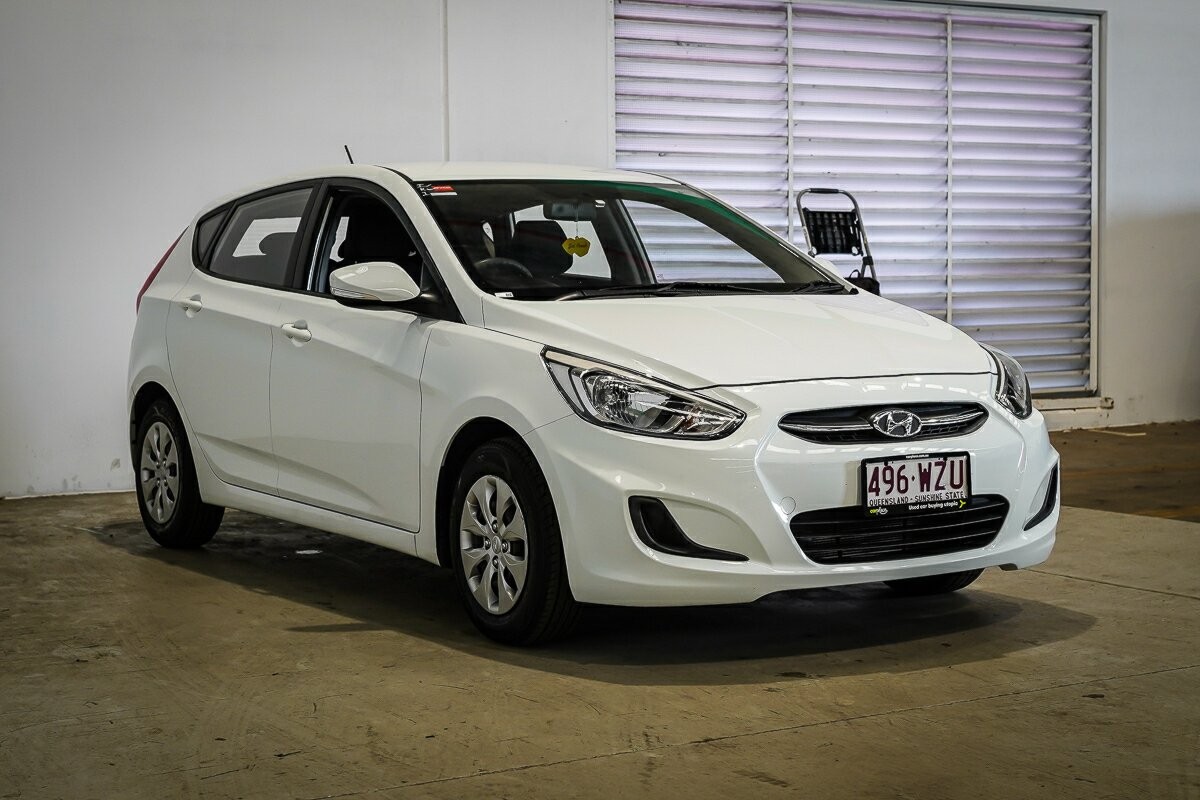 Hyundai Accent image 4