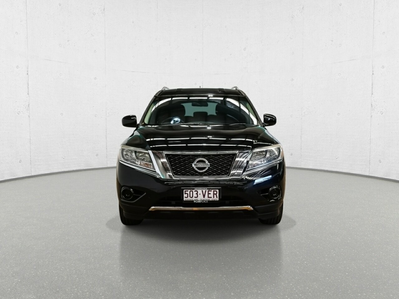 Nissan Pathfinder image 2