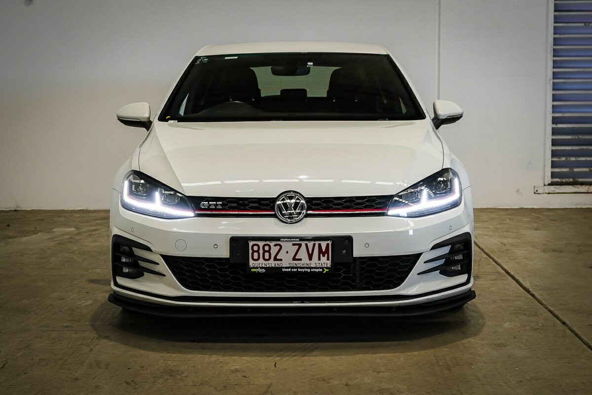 Volkswagen Golf image 3