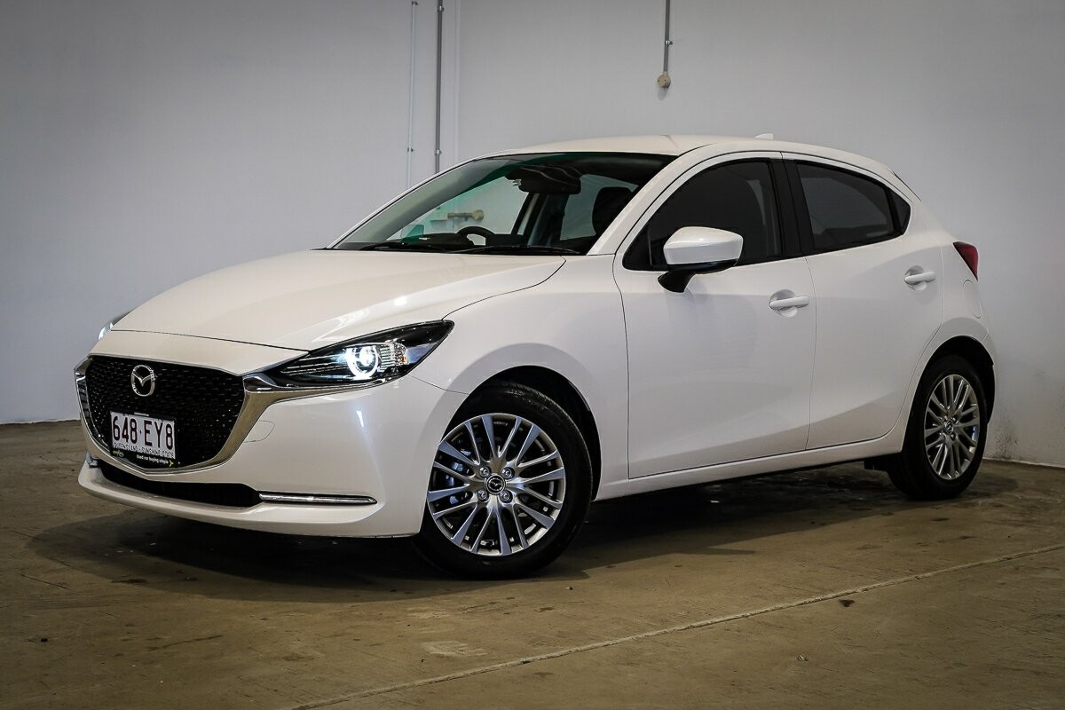 Mazda 2 image 1