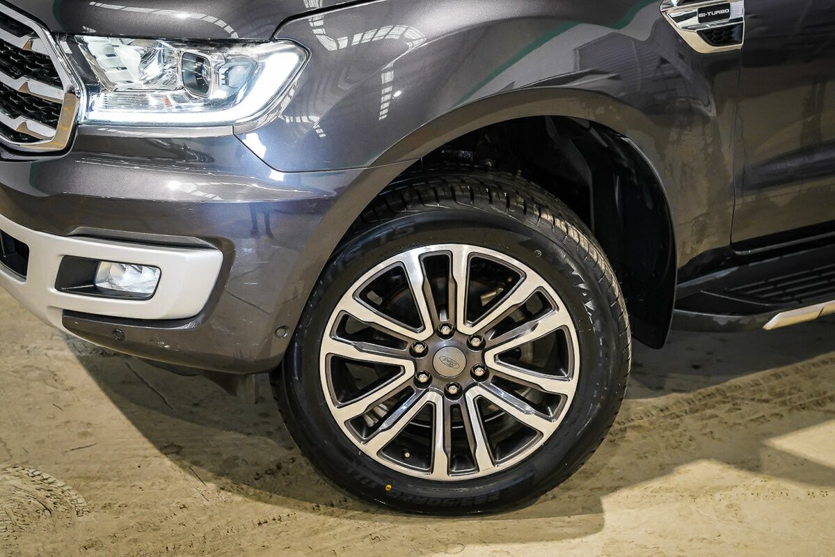 Ford Everest image 2