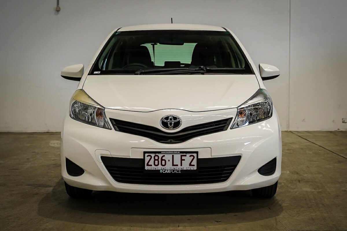 Toyota Yaris image 2