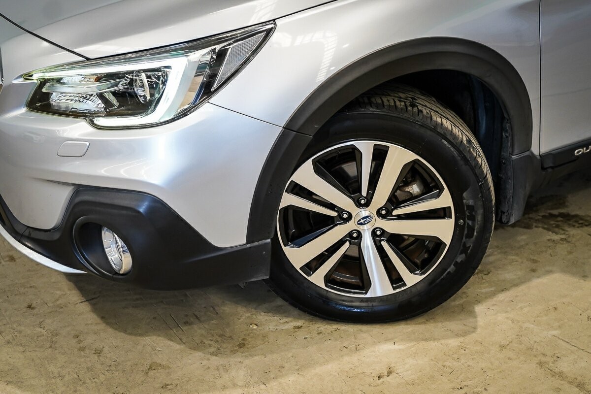 Subaru Outback image 2