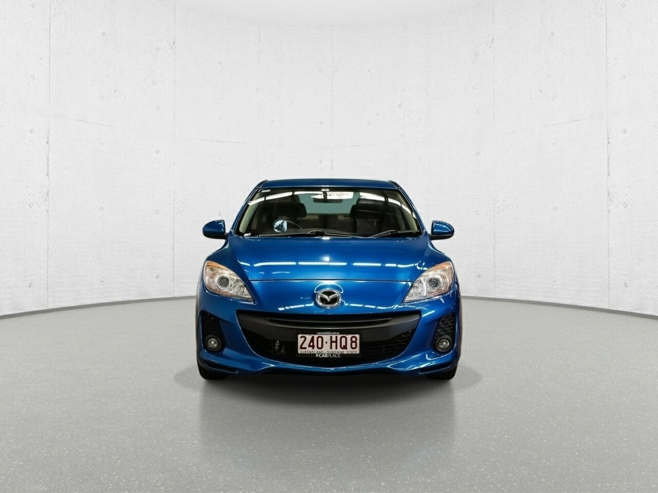 Mazda 3 image 2