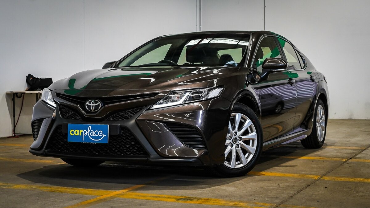 Toyota Camry image 1