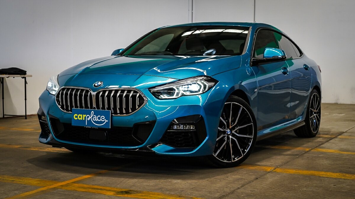 BMW 2 Series image 1