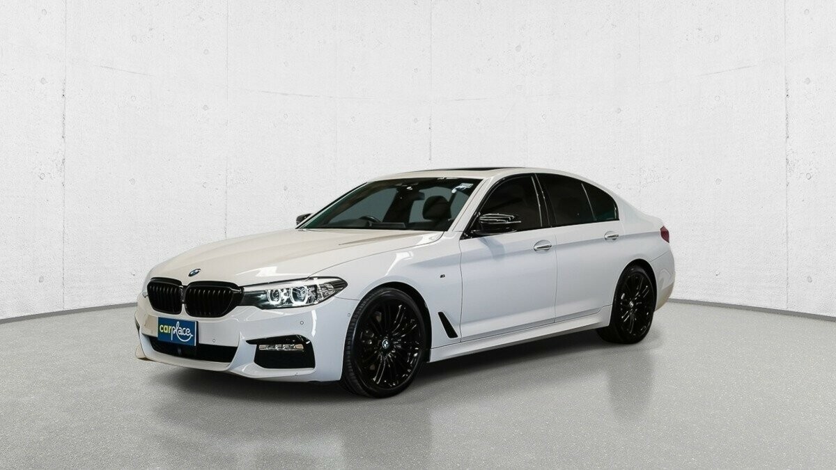 BMW 5 Series image 4