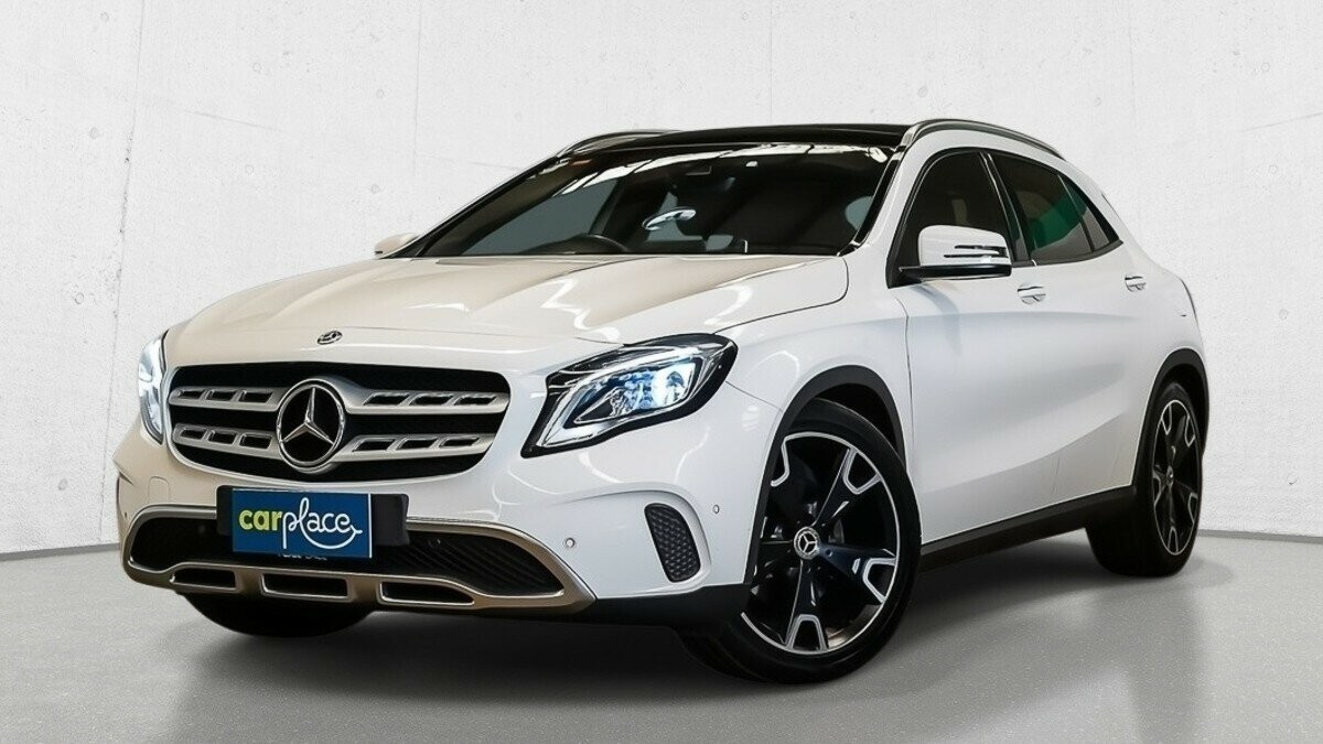 Mercedes Benz Gla-class image 1