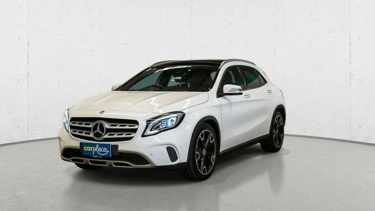 Mercedes Benz Gla-class image 3