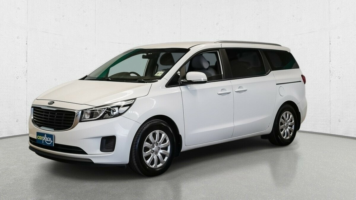 Kia Carnival image 3