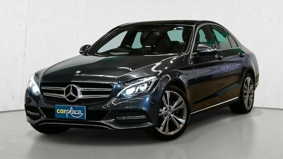 Mercedes Benz C-class image 2