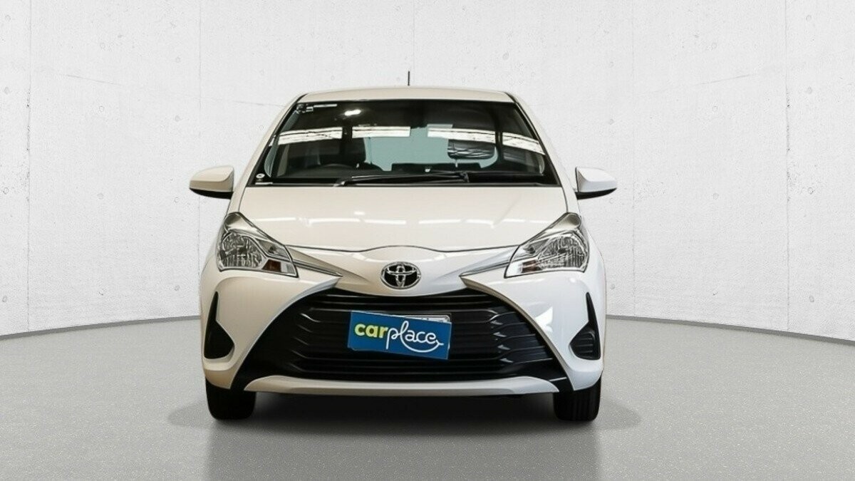 Toyota Yaris image 2