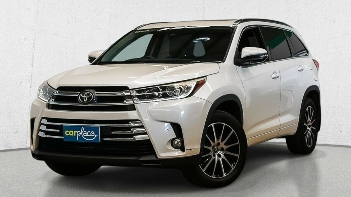 Toyota Kluger image 1