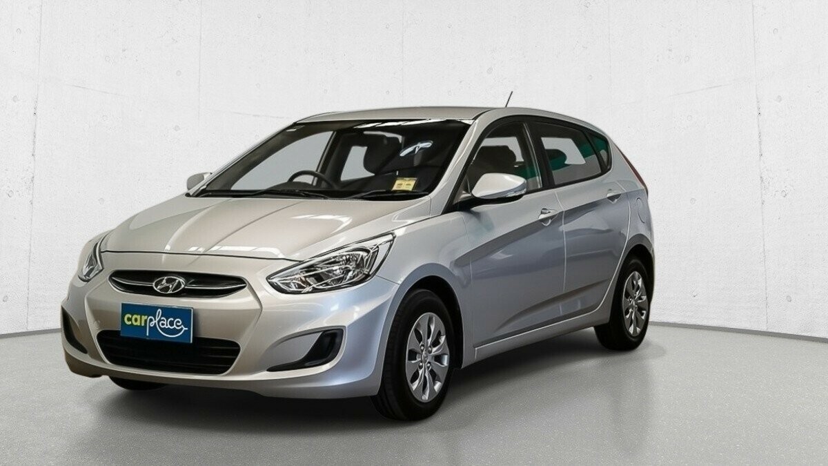 Hyundai Accent image 3