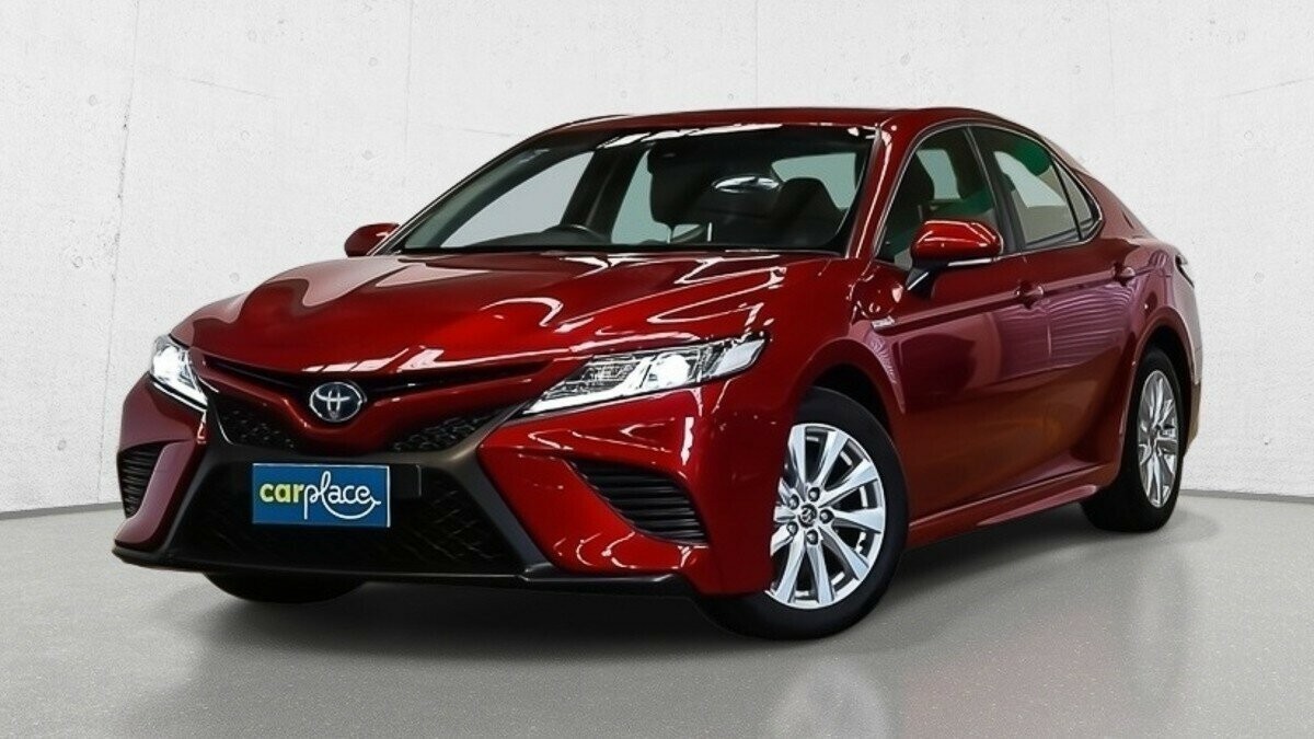 Toyota Camry image 1