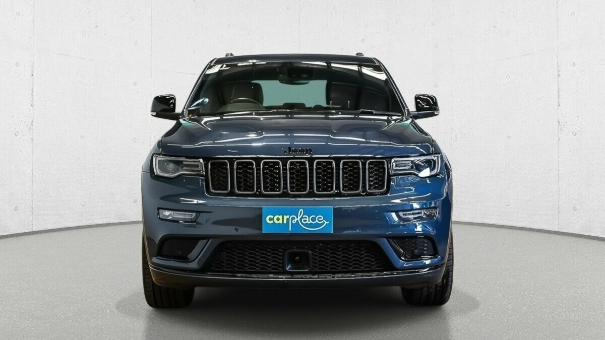 Jeep Grand Cherokee image 2