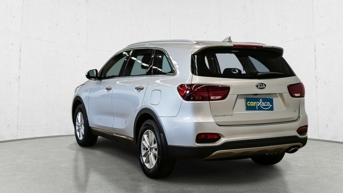 Kia Sorento image 4