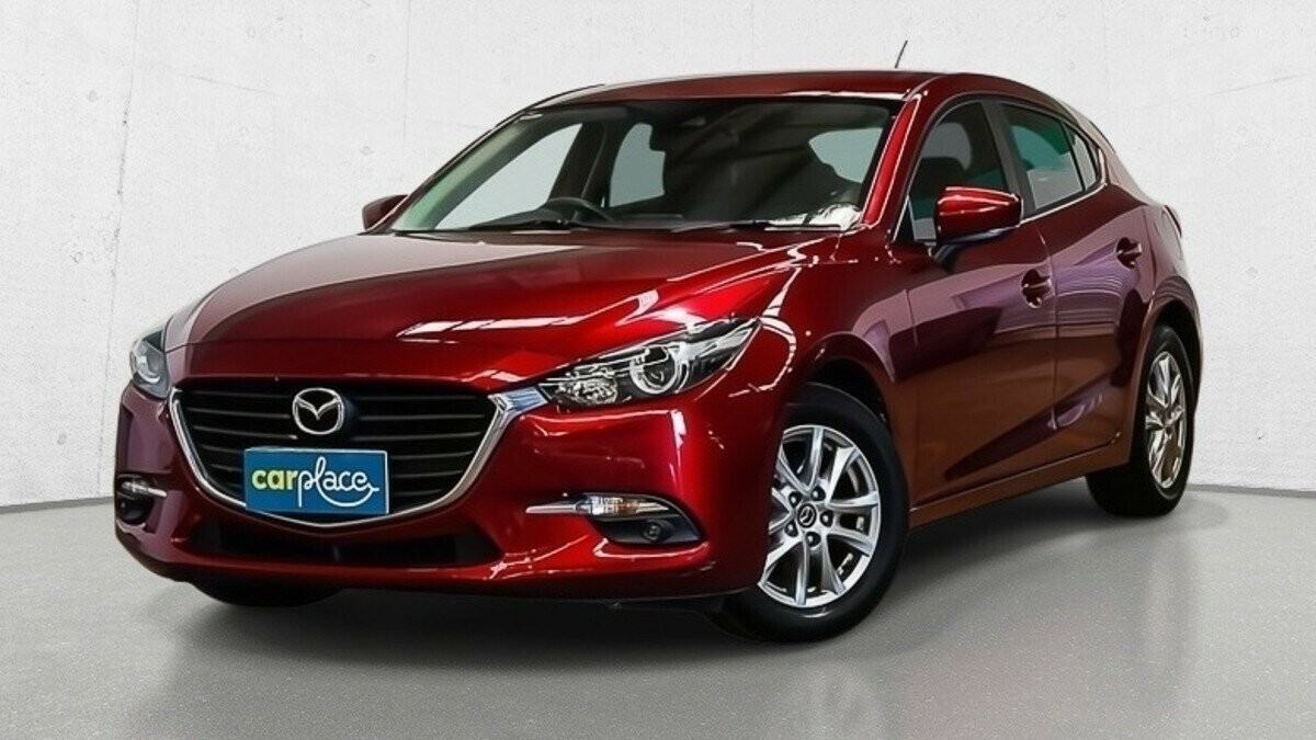 Mazda 3 image 2