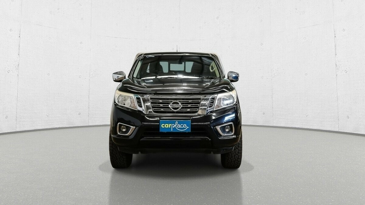 Nissan Navara image 2