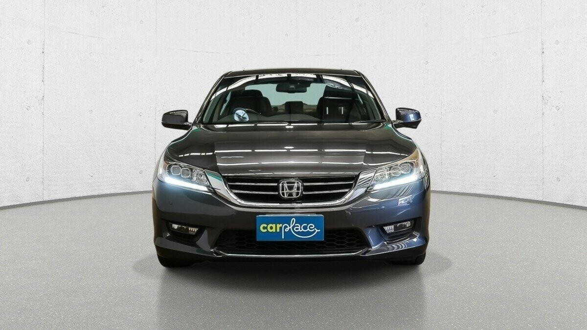 Honda Accord image 3