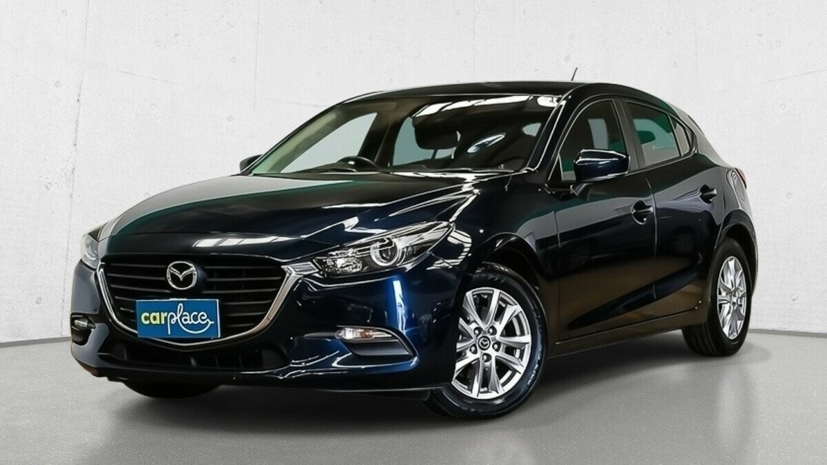 Mazda 3 image 1