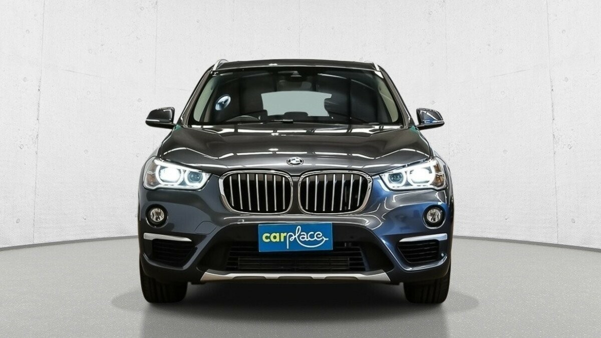 BMW X1 image 3