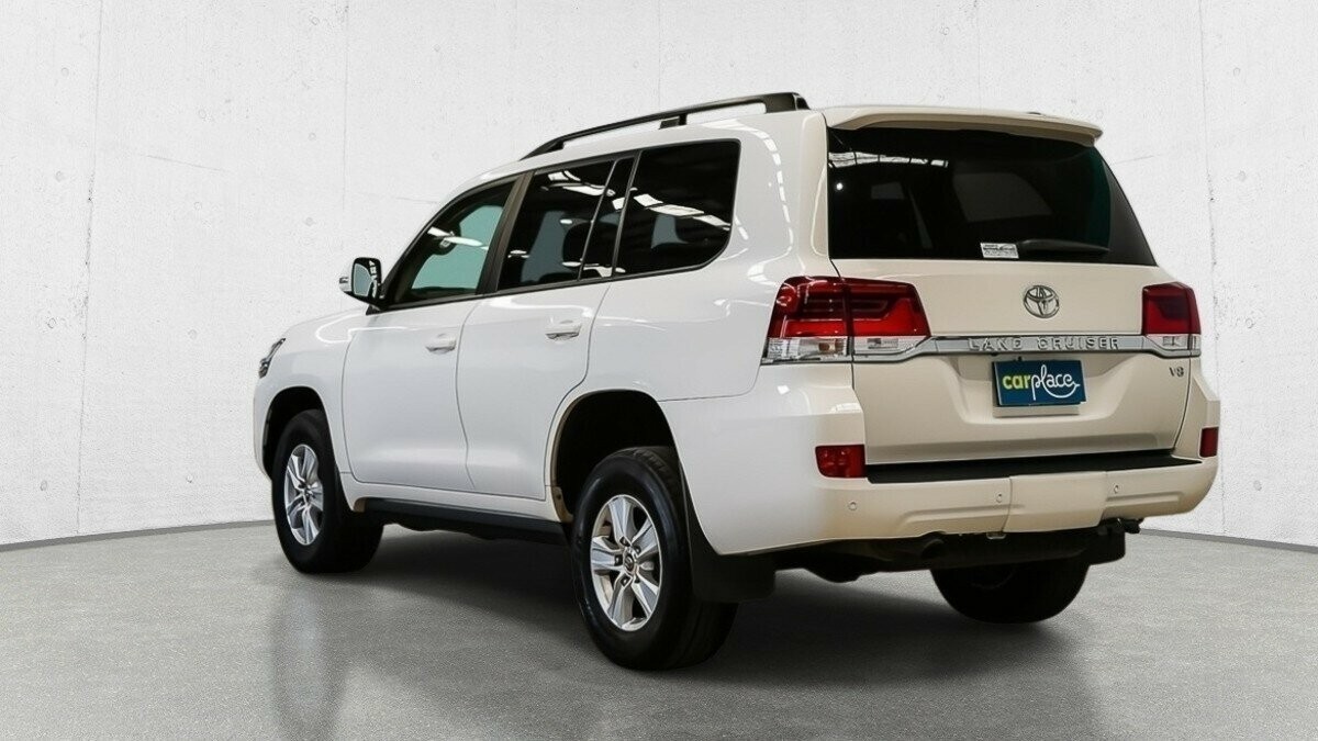 Toyota Landcruiser image 4