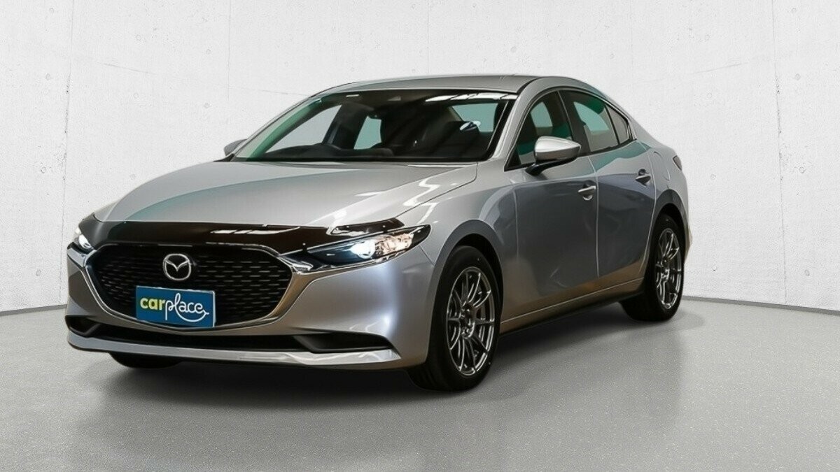 Mazda 3 image 3