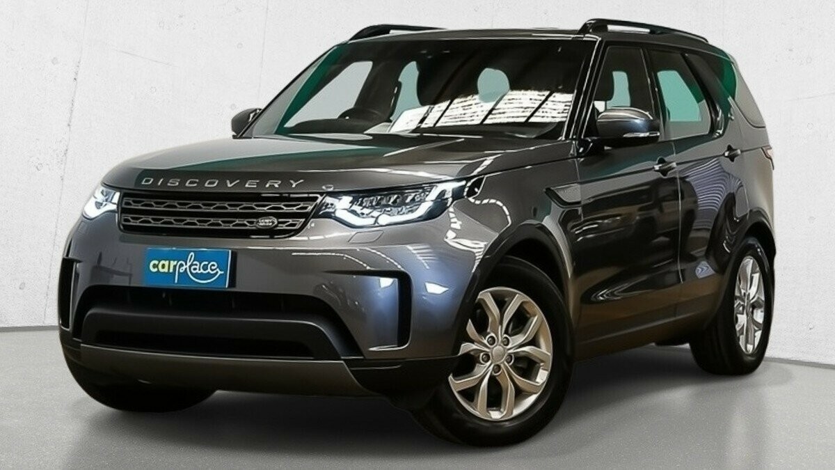 Land Rover Discovery image 2