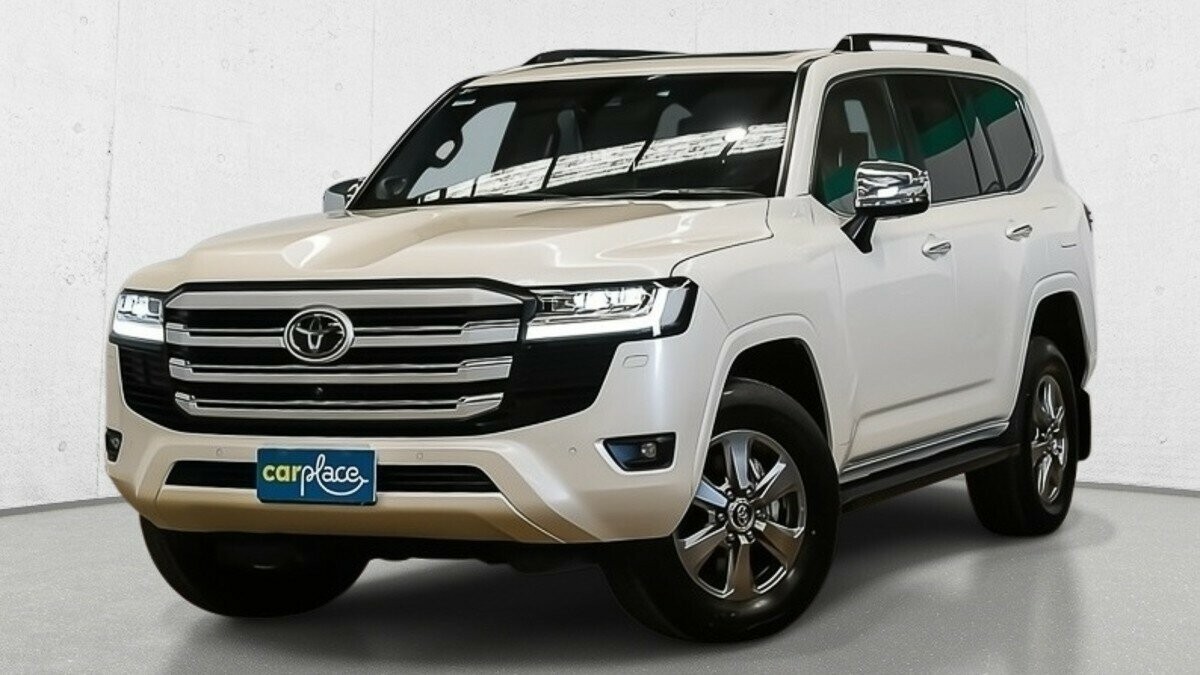 Toyota Landcruiser image 2