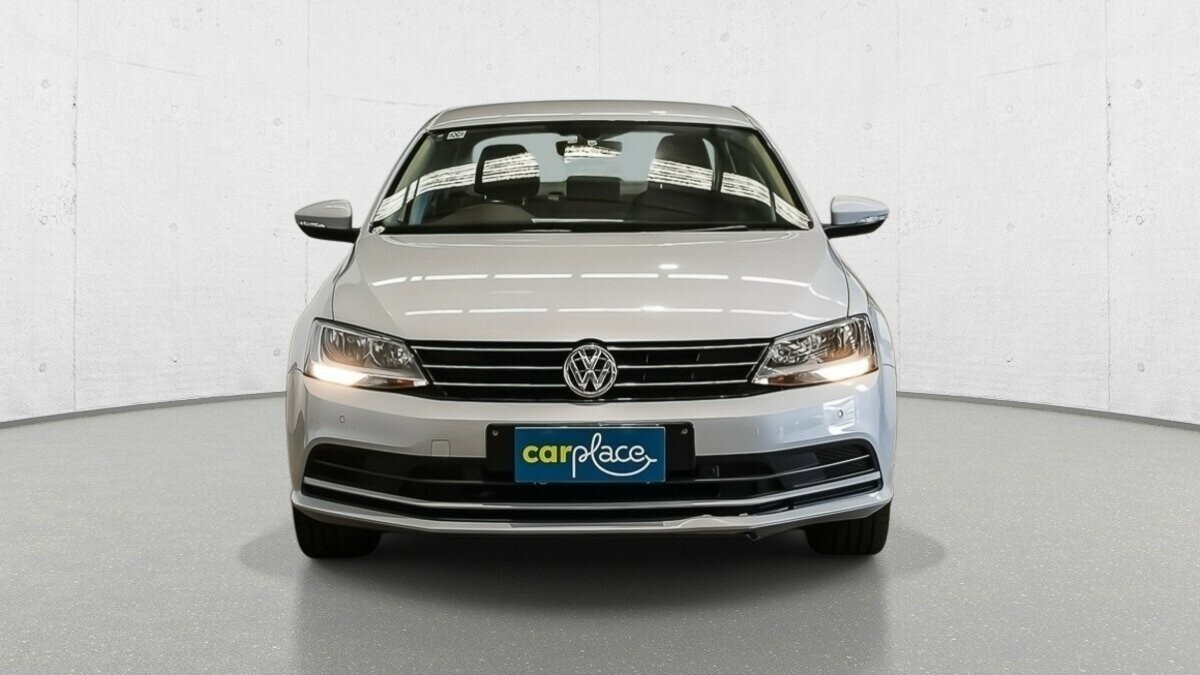 Volkswagen Jetta image 3