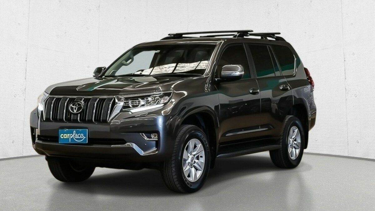 Toyota Landcruiser Prado image 4