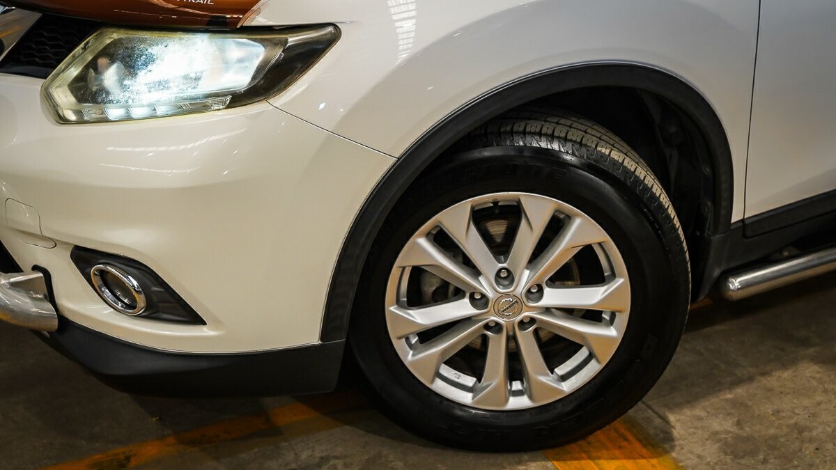 Nissan X-trail image 2