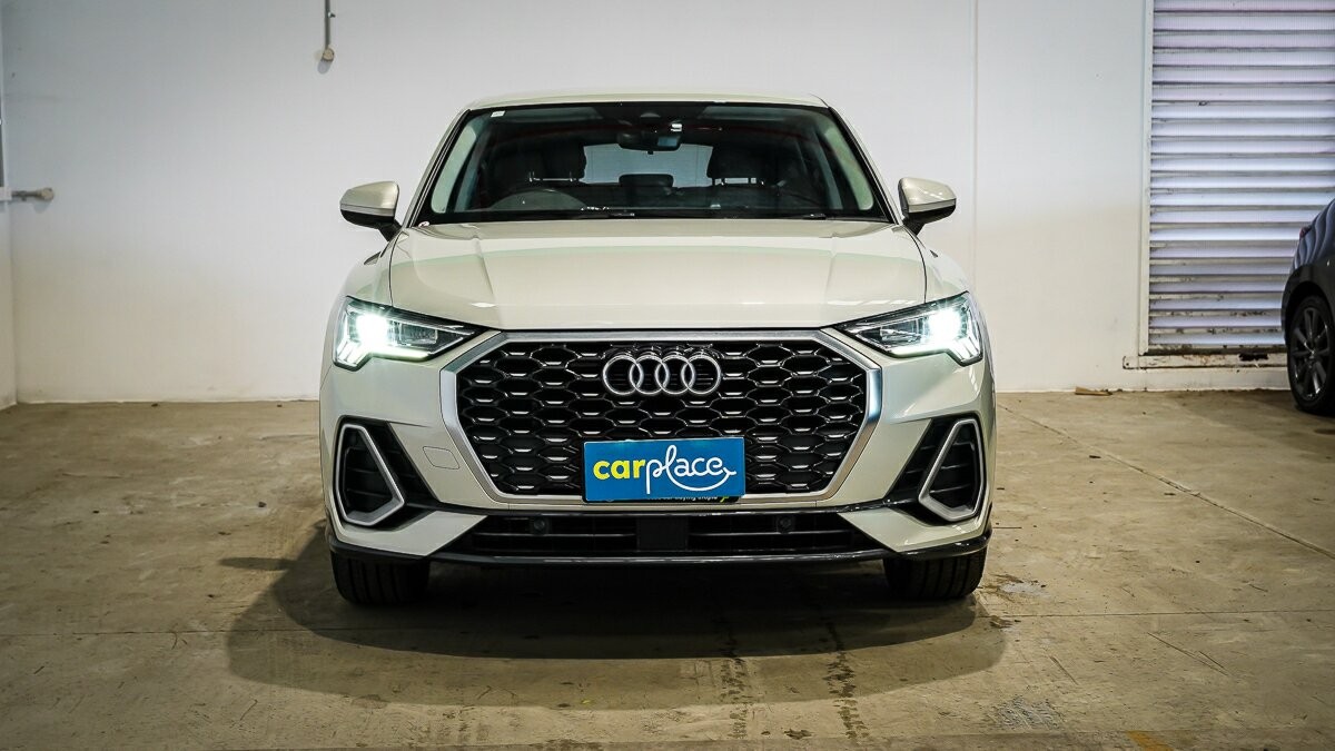 Audi Q3 image 3