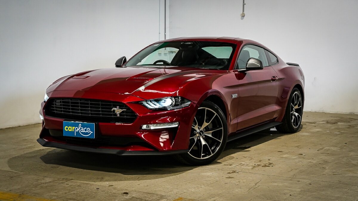 Ford Mustang image 1