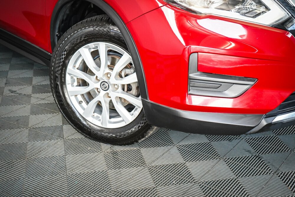 Nissan X-trail image 2