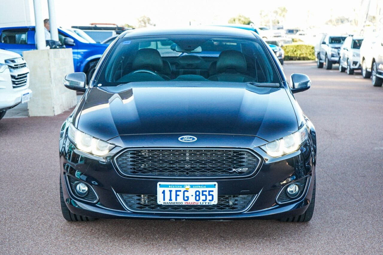 Ford Falcon image 4