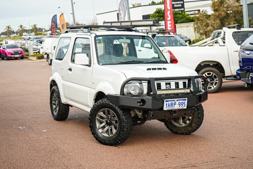 Suzuki Jimny image 1