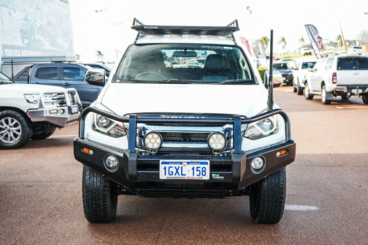 Isuzu Mu-x image 3