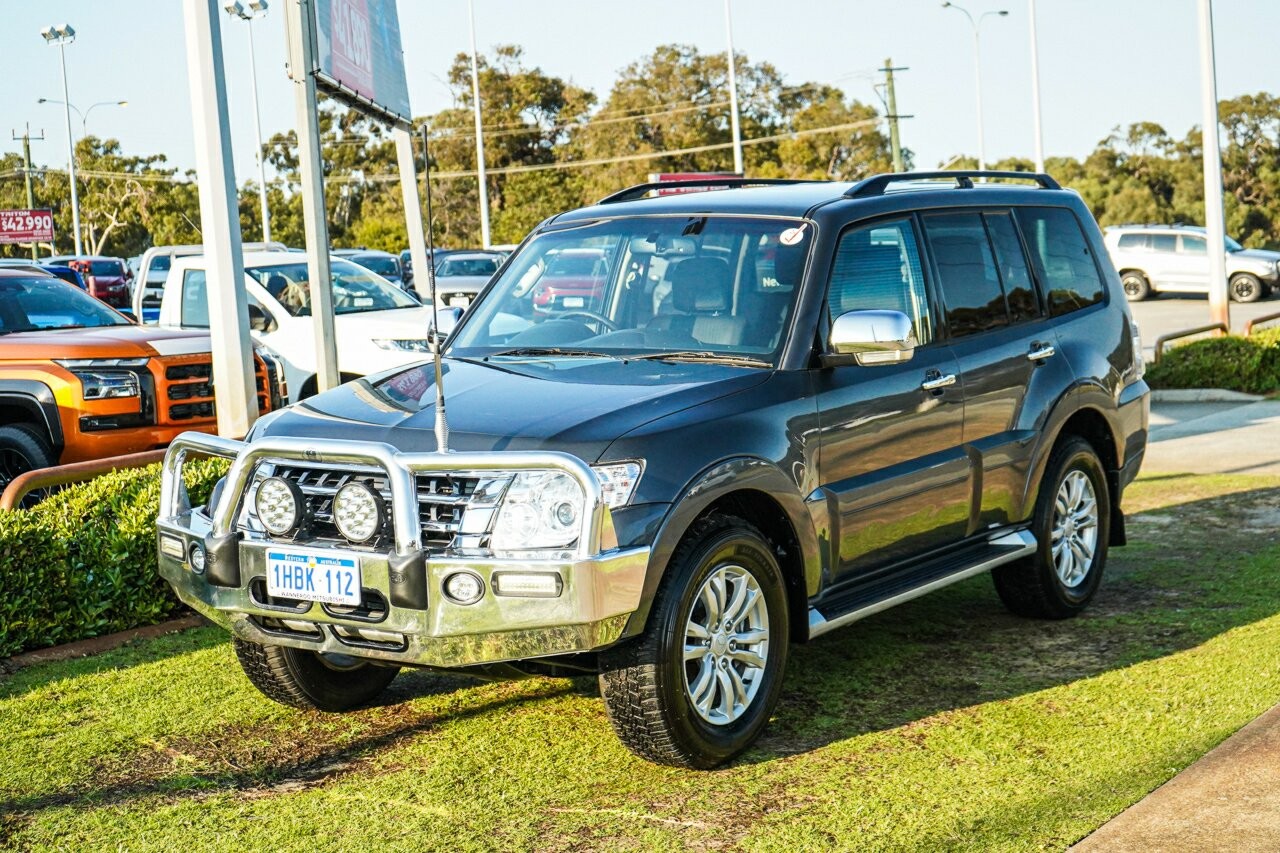 Mitsubishi Pajero image 3