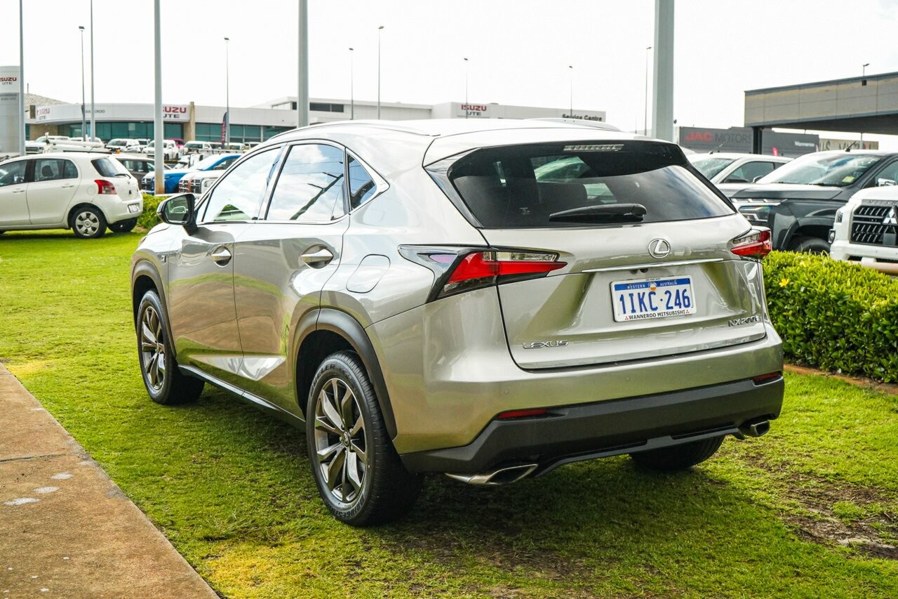 Lexus Nx image 4