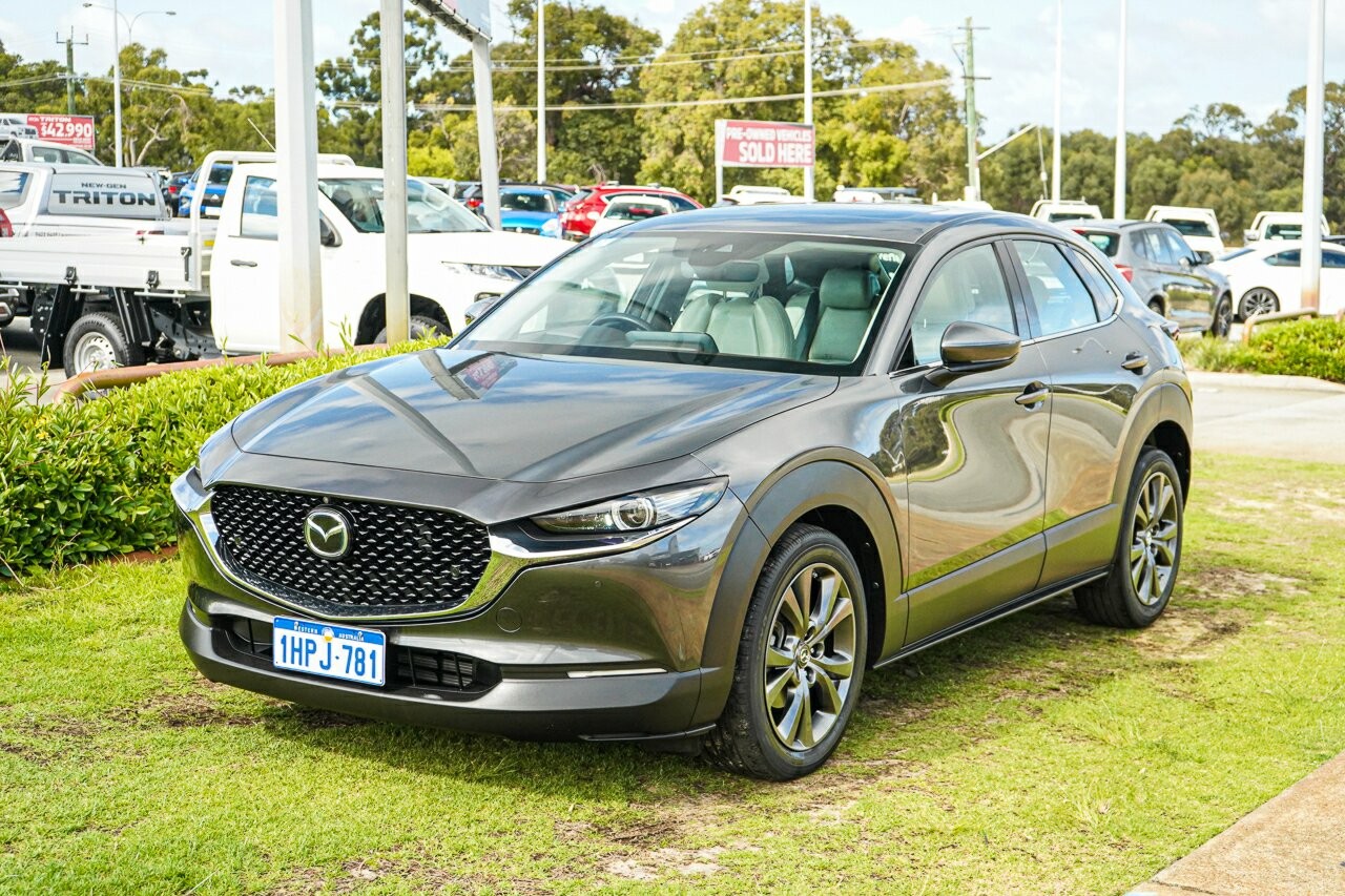 Mazda Cx-30 image 3