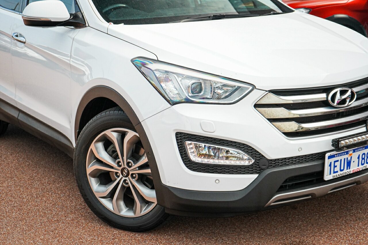 Hyundai Santa Fe image 2