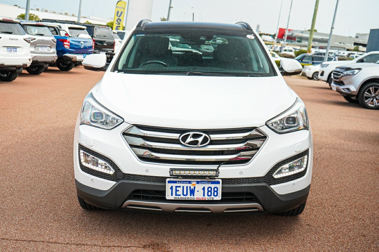 Hyundai Santa Fe image 3