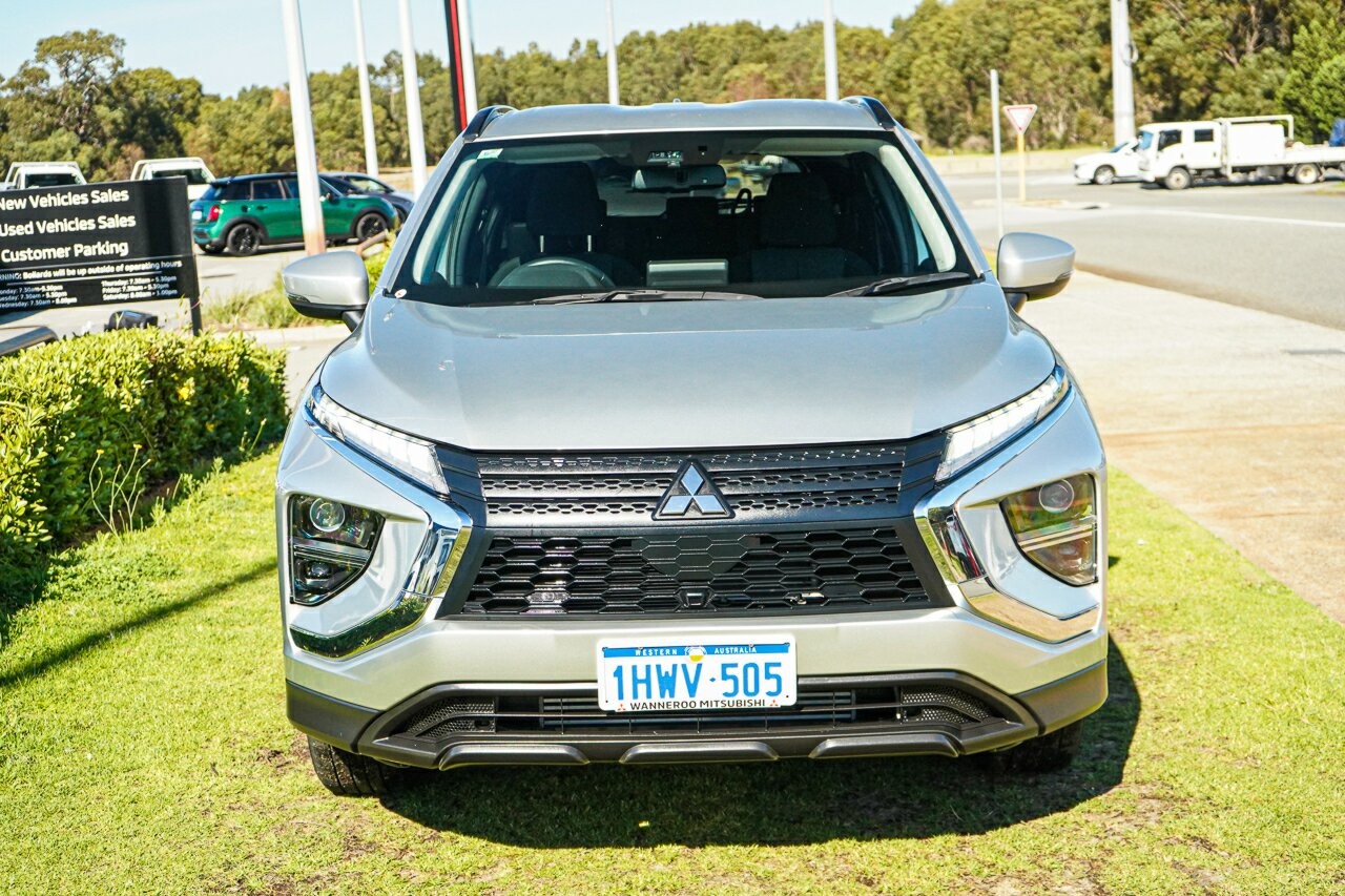 Mitsubishi Eclipse Cross image 2