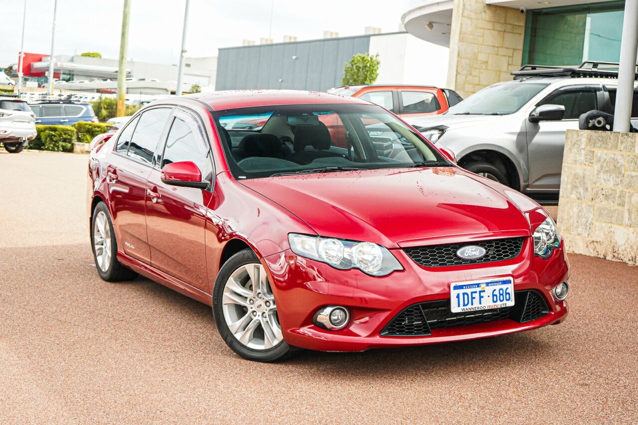 Ford Falcon image 1